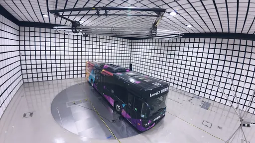 布建AI智慧車時代　經部車輛中心獲3大國際車廠最新EMC認可