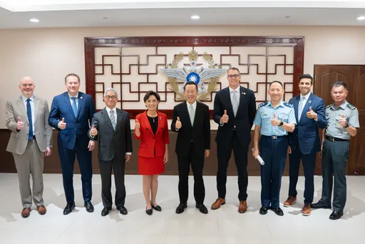 美重量級國會議員拜會國防部　顧立雄：支持台灣強化自我防衛能力