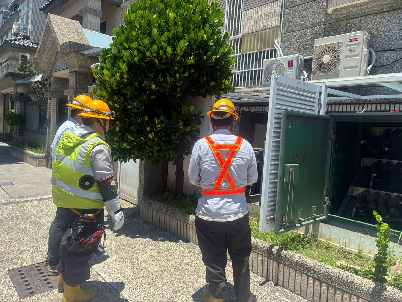 台電設備故障!鳳山1166戶停電 中午已搶修復電