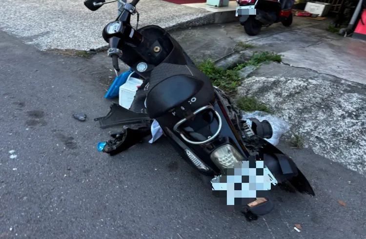 女高中生重摔落地，機車還被拖行200公尺，她肝臟破裂一度危急，搶救後撿回一命。民眾提供
