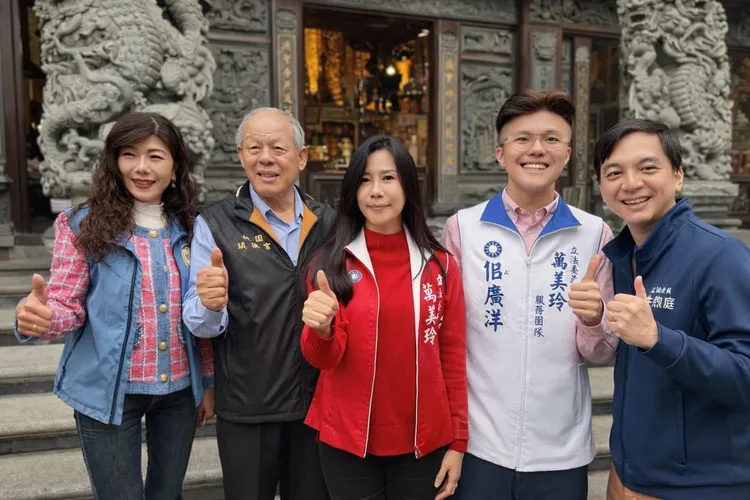 國民黨立委萬美玲在桃園在地實力雄厚，她的兒子佀廣洋原被看好能輕鬆當選議員。取自佀廣洋臉書