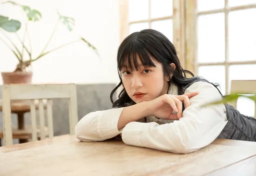 女星靈異體質發威！閉眼看見黑影　腦中自然傳入化外音