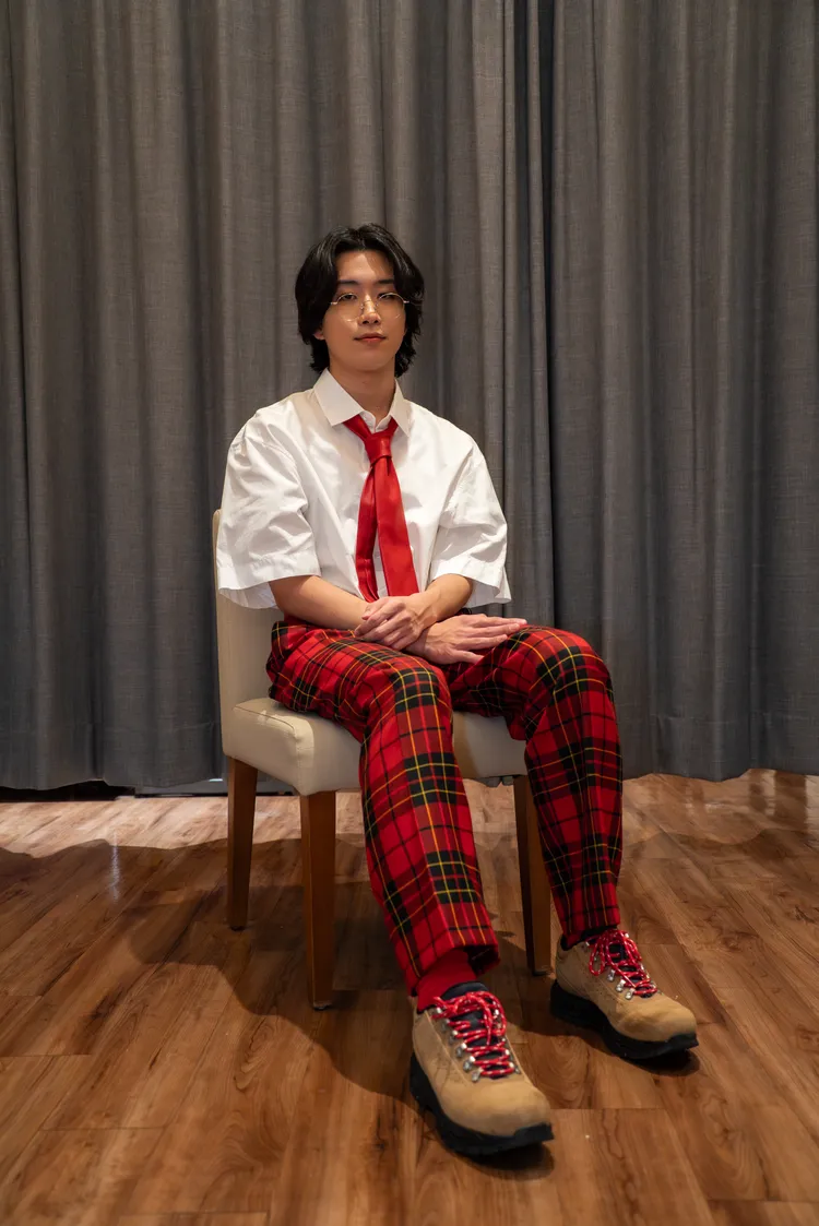 AKASAKI後天過20歲生日，希望多長高3公分。大鴻藝術提供