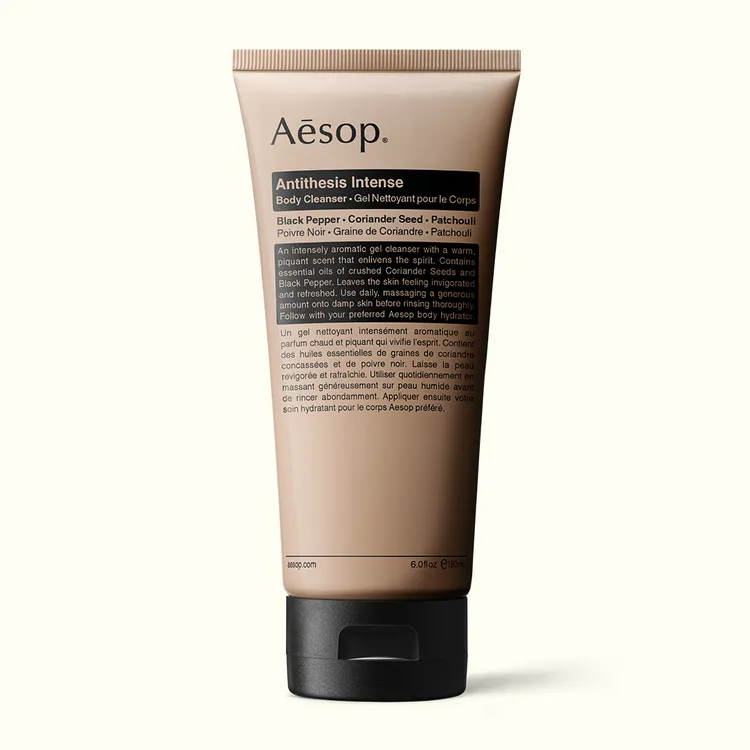 Aesop異想熾香身體潔膚露，180ml／1250元、500ml／1600元。品牌提供