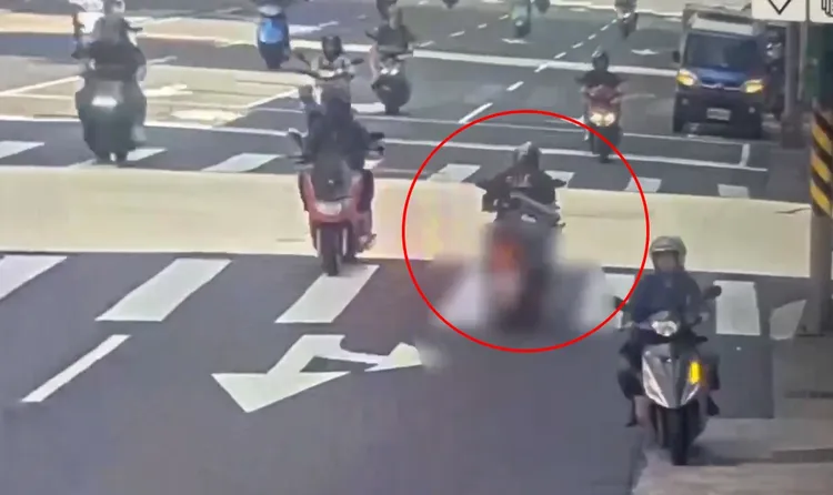 陳男逆向蛇行，險象環生。翻攝畫面