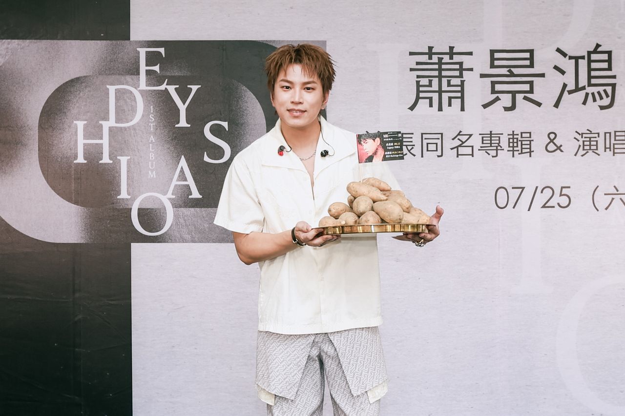 蕭景鴻認了有「特殊體質」 廣送地瓜喊話:缺水找我
