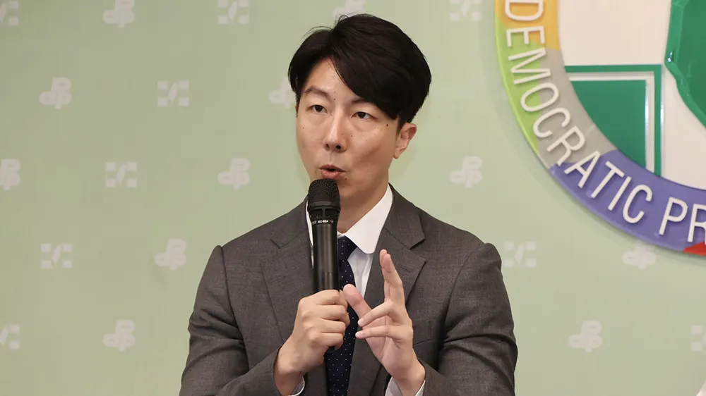 吳崢「又不是我逼你吃」　羅友志斥：傲慢無知昨是今非