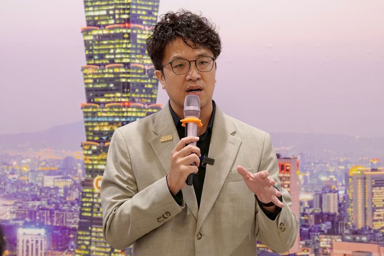 沈伯洋赴加州交流「樹木保護」 當地由四方共同參與