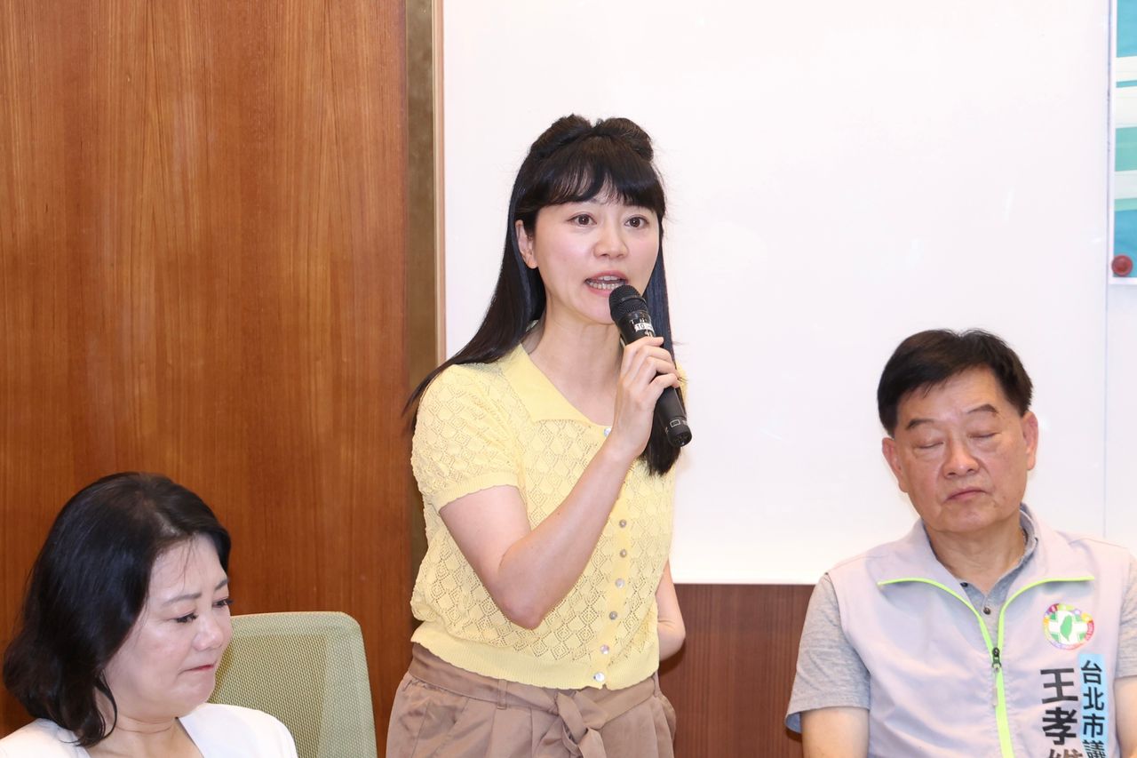 佀廣洋遭疑小帳消費家暴 高嘉瑜揭:曾追查其父建商工安