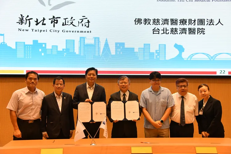新北企業防災版圖再擴大！8家企業簽署合作備忘錄。消防局提供