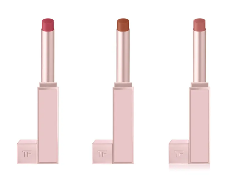 禁忌玫瑰系列超模黑跟霧光唇膏#12 Bitten Rose（左起）、#115 Honeyed Mink、#151 Iconic Nude），各2050元。品牌提供