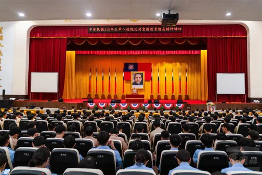 國軍恢復「反共愛國教育」　強化敵我意識