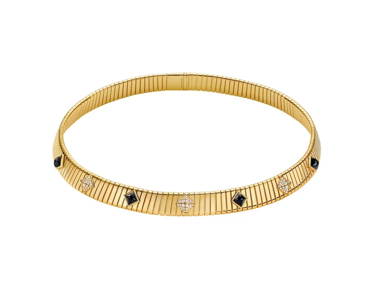 BVLGARI Tubogas系列黃金縞瑪瑙鑲鑽鉚釘項鍊。品牌提供