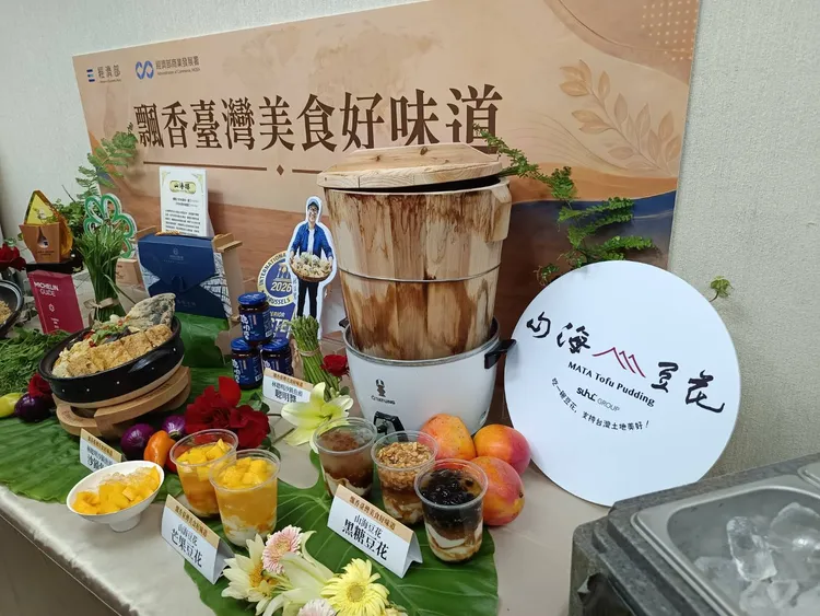 經濟部商業署今舉辦「飄香台灣特色美食好味道」記者會，邀請餐飲業者分享進軍國際的經驗。許麗珍攝