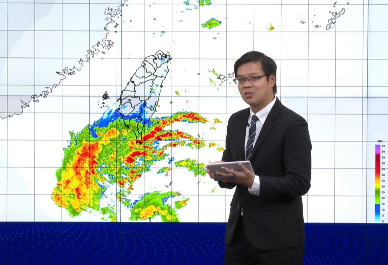 紅霞颱風明最接近!主要降雨今晚開始 台北也要防強風