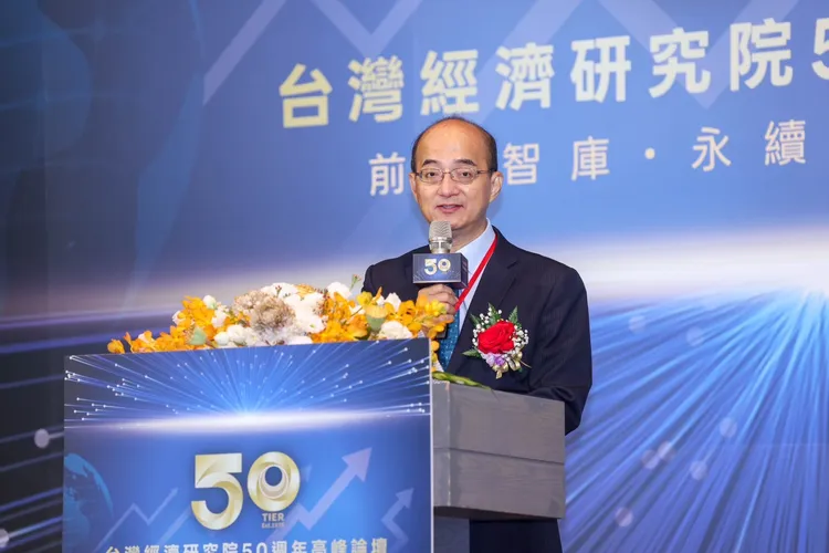 台灣經濟研究院長張建一今表示，AI相關GPU、TPU及各式零組件需求持續爆發，短時間內難以完全滿足市場需求，AI紅利仍將持續挹注台灣半導體供應鏈。台經院提供