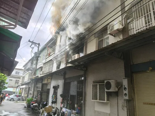 台中豐原民宅火警！5人逃出　7旬翁大面積燒燙傷急送醫