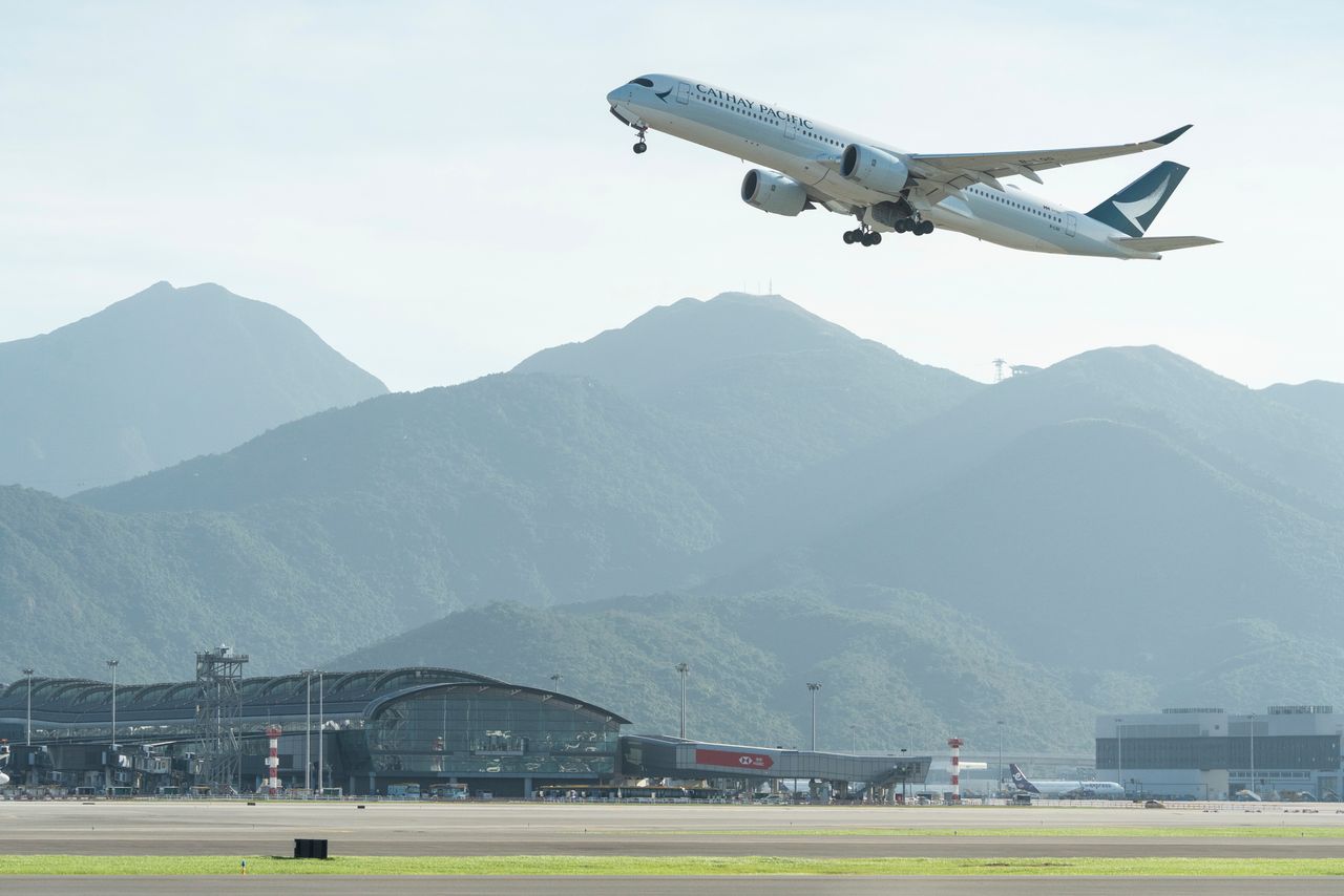 國泰客機驚魂!東歐上空失聯觸發警戒 戰機急升空