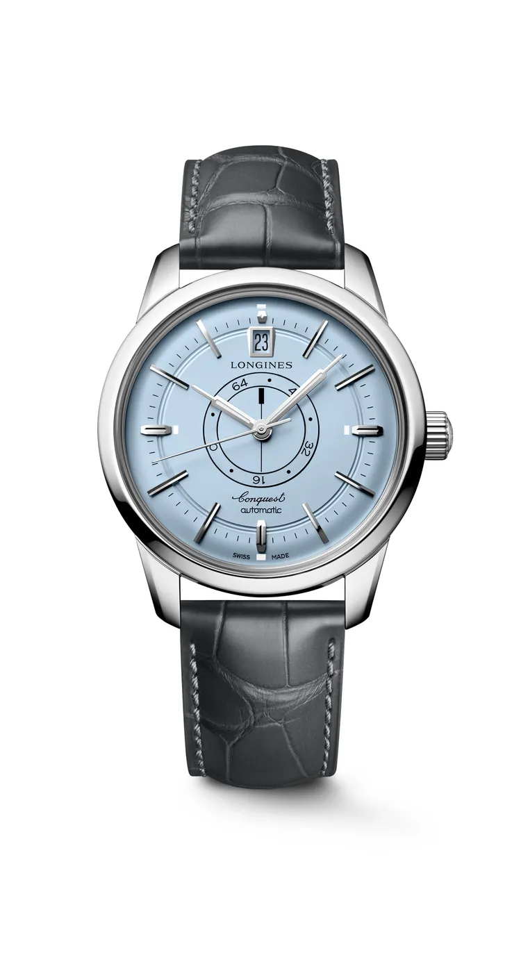 浪琴表CONQUEST HERITAGE中央動力儲存指示腕錶（型號：L1.648.4.92.2），38mm，不鏽鋼錶殼，霜霧藍色蛋白石紋錶盤，雅灰色鱷魚皮革錶帶，獨家浪琴表L896.5自動上鏈機芯，動力儲存72小時，防水深度50米，13萬4700元。品牌提供
