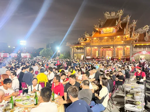 台江代天府朱府千歲聖誕　文化季連辦3天　經典台語唱將賣力演出