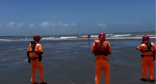 颱風劃警戒區仍硬闖海岸線！　海巡單日於桃園、宜蘭舉發11人送辦