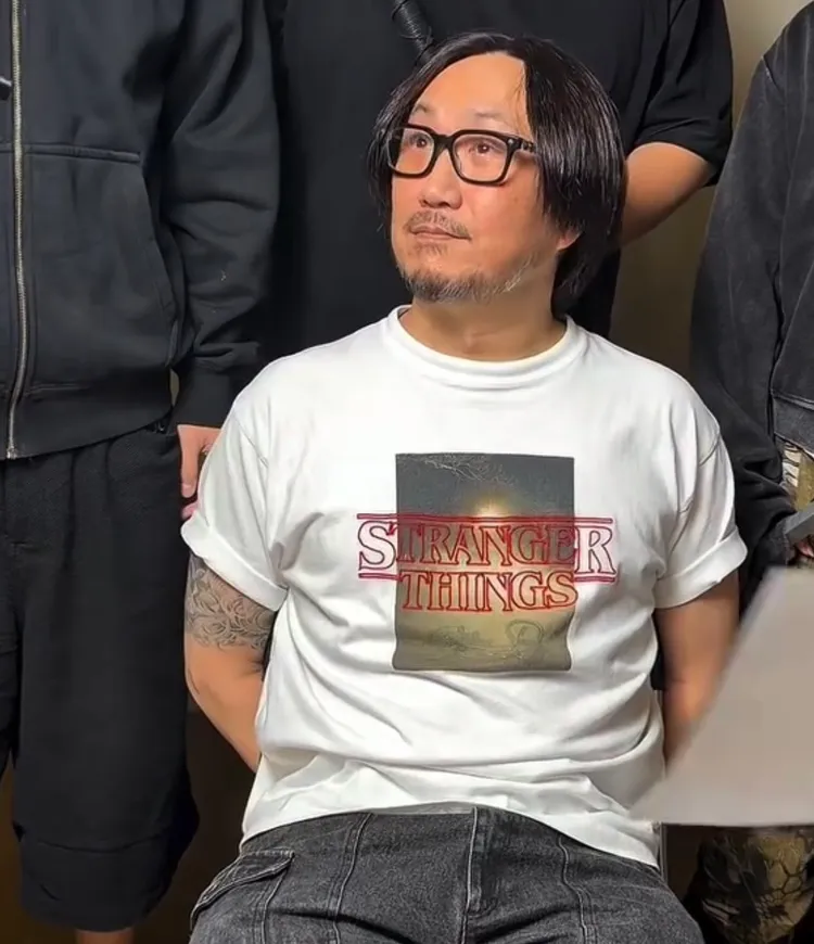 鄭中基雙手疑被反綁。翻攝機動電視台IG