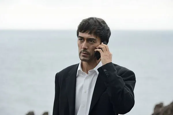 阿部寬在《新參者》飾演刑警加賀恭一郎。翻攝網路