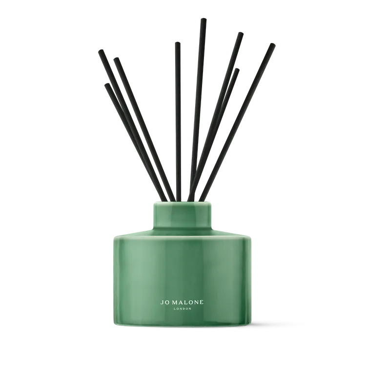 Jo Melone London Townhouse綠蕃茄藤限定版擴香，350ml／8100元。品牌提供