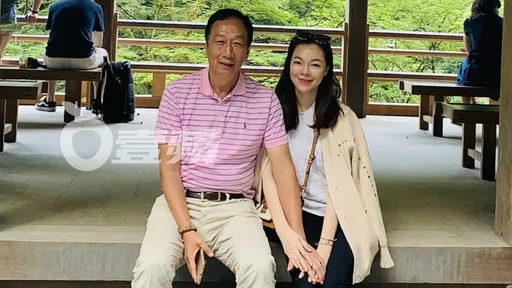 郭台銘爆緋聞！女律師看曾馨瑩首發文「重點是這句」