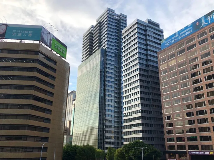 北市信義區指標豪宅「聯合大於」，2025年出現交易擠進第8。台灣房屋提供
