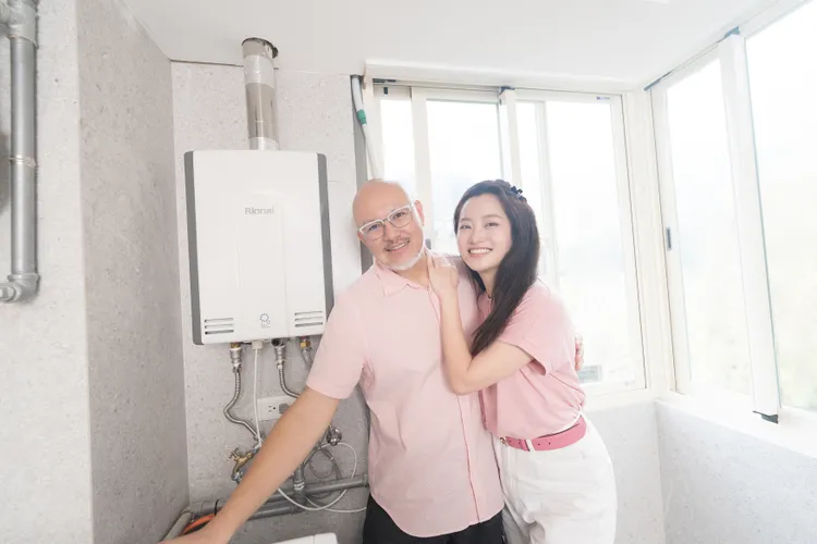 藝人夫妻檔趙小僑與劉亮佐是林內愛用者。業者提供