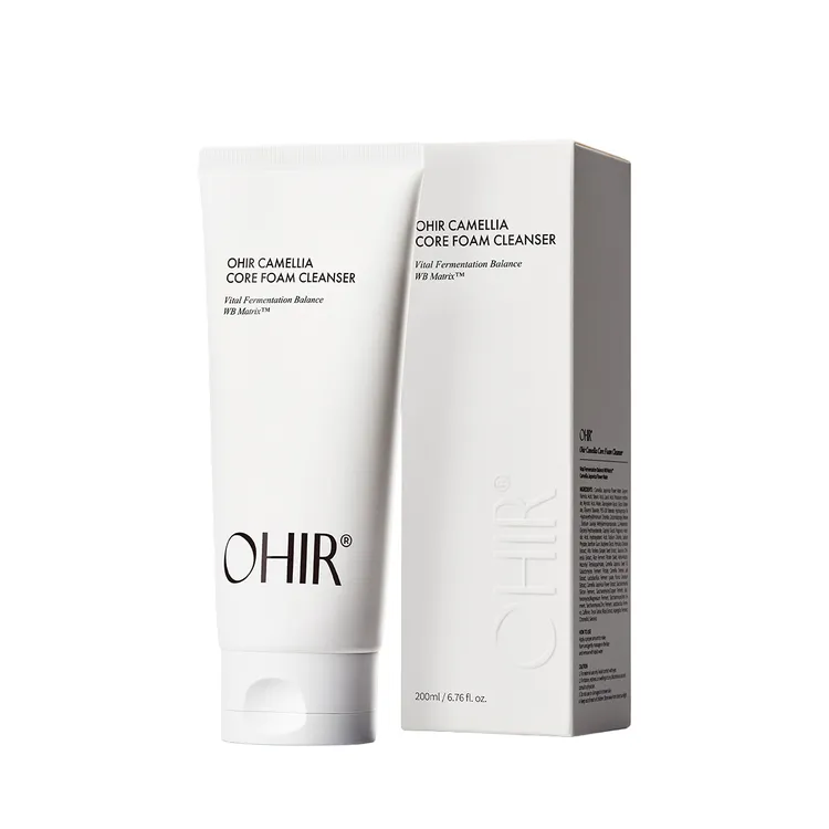 OHIR白山茶花光透白潔顏乳，200ml／740元。品牌提供