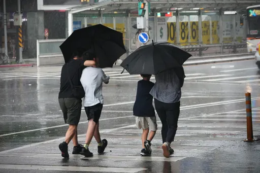 專家示警：今年強颱變多、秋颱延後！原因曝光