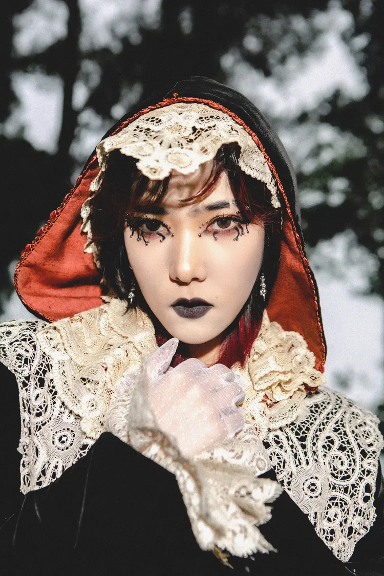 印尼唱作歌姬Isyana Sarasvati。夥球擊提供