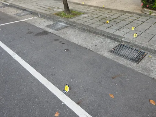 明仁會為討4萬元摩鐵砍傷2人　23歲男4天後開6槍「還擊」
