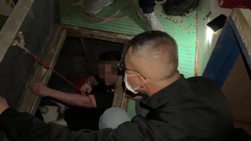 潮牌大亨「坐桶子」藏身船舶密艙　偷渡當場被逮！海巡瓦解人蛇集團