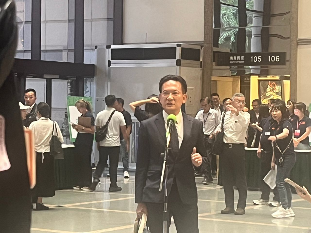 地方查驗出包蔣萬安卻上街抗議!林俊憲:搞政治鬥爭就有食安?