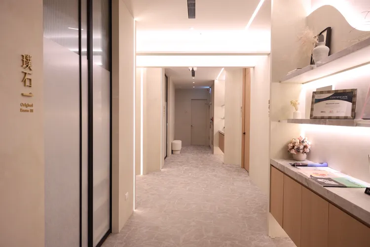 璞悅美學診所台北旗艦店環境相當放鬆舒適。莊宗達攝