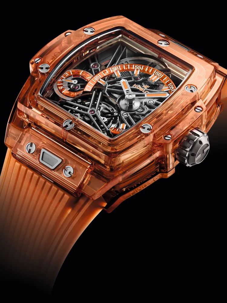 Hublot SPIRIT OF BIG BANG冰橙藍寶石陀飛輪自動上鏈腕錶，594萬2000元。品牌提供