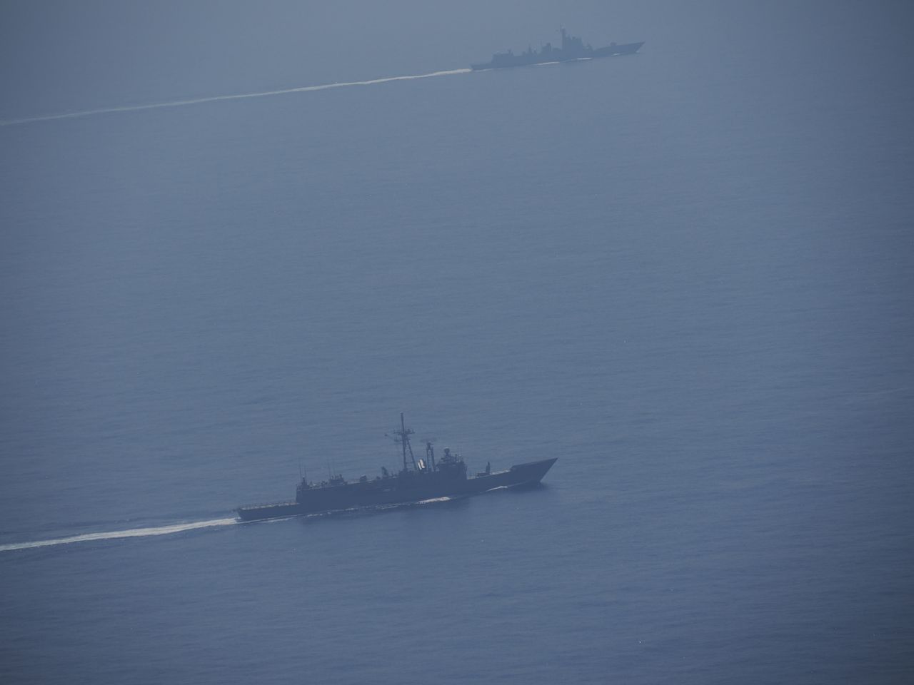 中俄聯合軍演逼近沖之鳥 中國軍艦實彈射擊引日關注