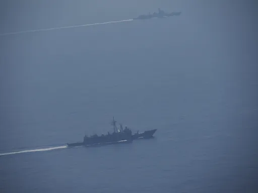 中俄聯合軍演逼近沖之鳥　中國軍艦實彈射擊引日關注