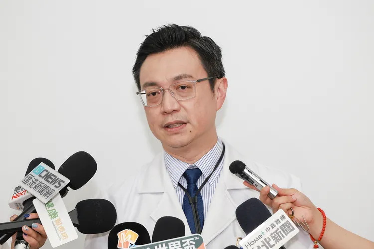 三軍總醫院 泌尿外科主任 曹智惟醫師。