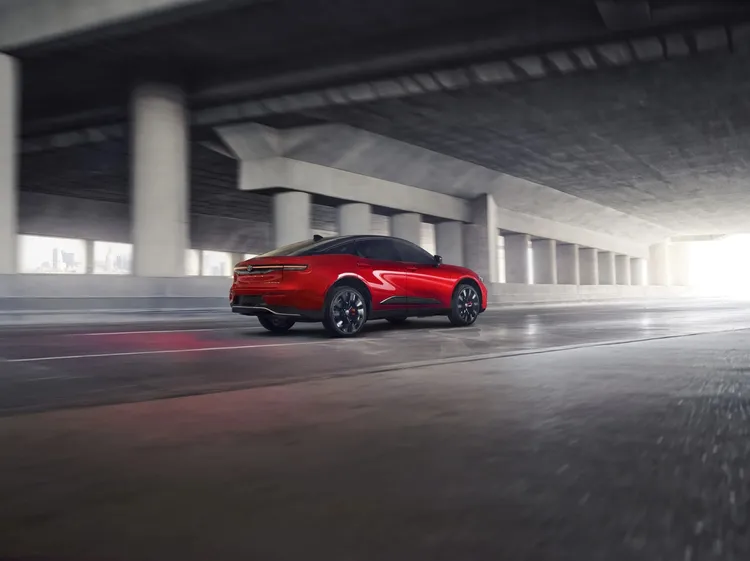 小改款車型延續現行設計風格，動力預計維持2.5升Hybrid與2.4升Hybrid Max雙動力配置。原廠照片