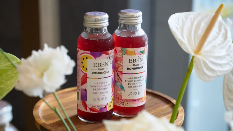 EBEN 精釀生康普茶，以二次發酵釀造細緻風味與天然氣泡 。業者提供