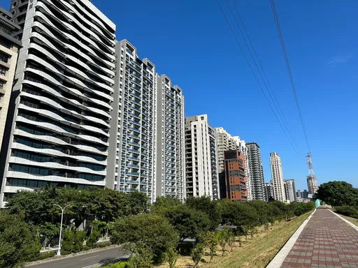 買房壓力炸裂　非六都5區房貸創新高晚一年入手多付百萬