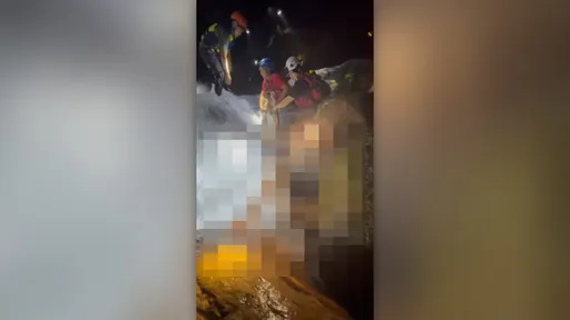 金岳瀑布溯溪失聯！40歲男卡石縫身亡　警消摸黑尋獲遺體