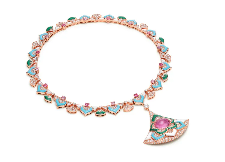 BVLGARI Divas‘ Dream系列 頂級玫瑰金彩寶與鑽石項鍊。品牌提供