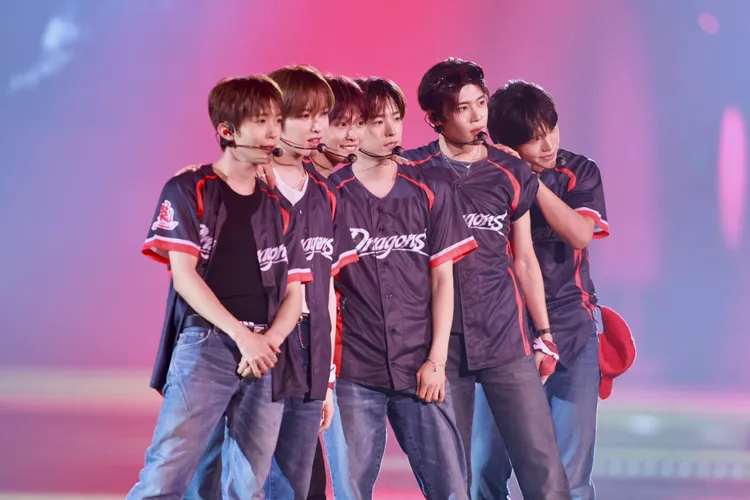NCT WISH由RYO（左起）、SAKUYA、RIKU、YUSHI、SION及主唱JAEHEE組成。彭欣偉攝