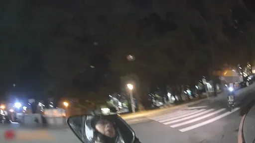 女騎士逆向險撞警！同名員警數年前曾查獲通緝　今再逮毒駕