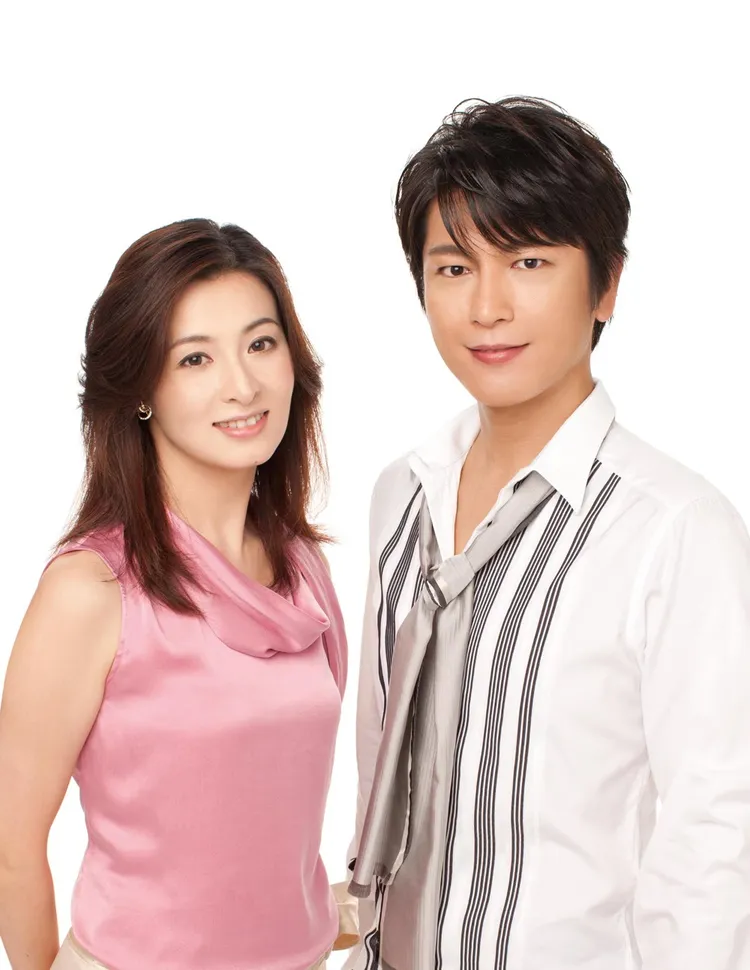 及川光博（右）與第一任妻子檀麗結婚7年後離婚。翻攝日本雅虎